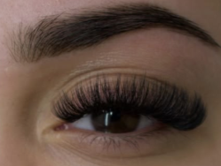 Full Eyelash Extensions