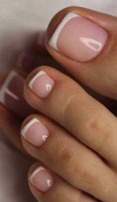 French Manicure (Feet)