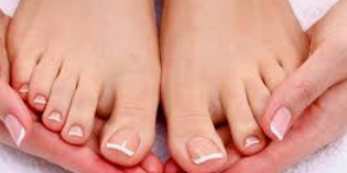 Cut and File Nails (Feet)