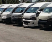 15-passenger minibus wash
