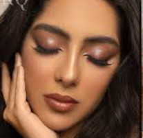 Queen's makeup