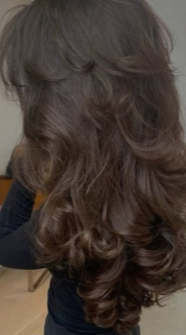 Very Long Hair Volume Blow Dry
