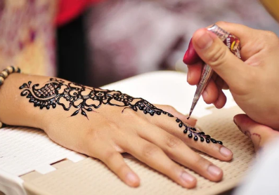 henna tattoo