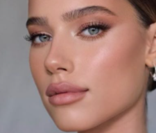 Soft makeup