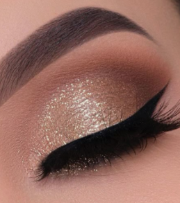 Eye makeup