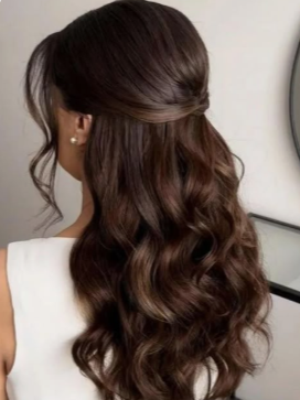 Wavy hairstyle